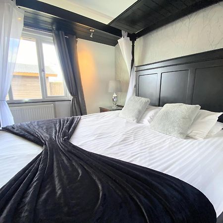 KeltyOchil 9 With Private Hot Tub - Fife - Loch Leven - Lomond Hills - Pet Friendly别墅 外观 照片
